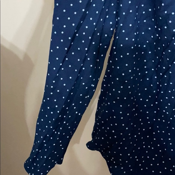 ✨4 for $20✨Cold Shoulder top - Picture 5 of 6